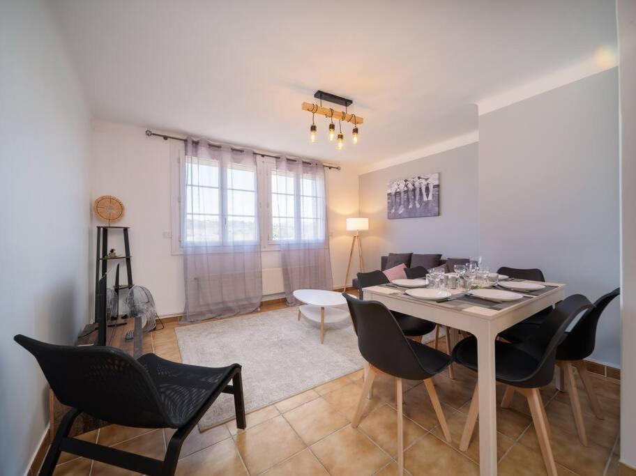 Appartement Tout Equipe Traversant 6 A 8 Couchages Marseille Exteriér fotografie