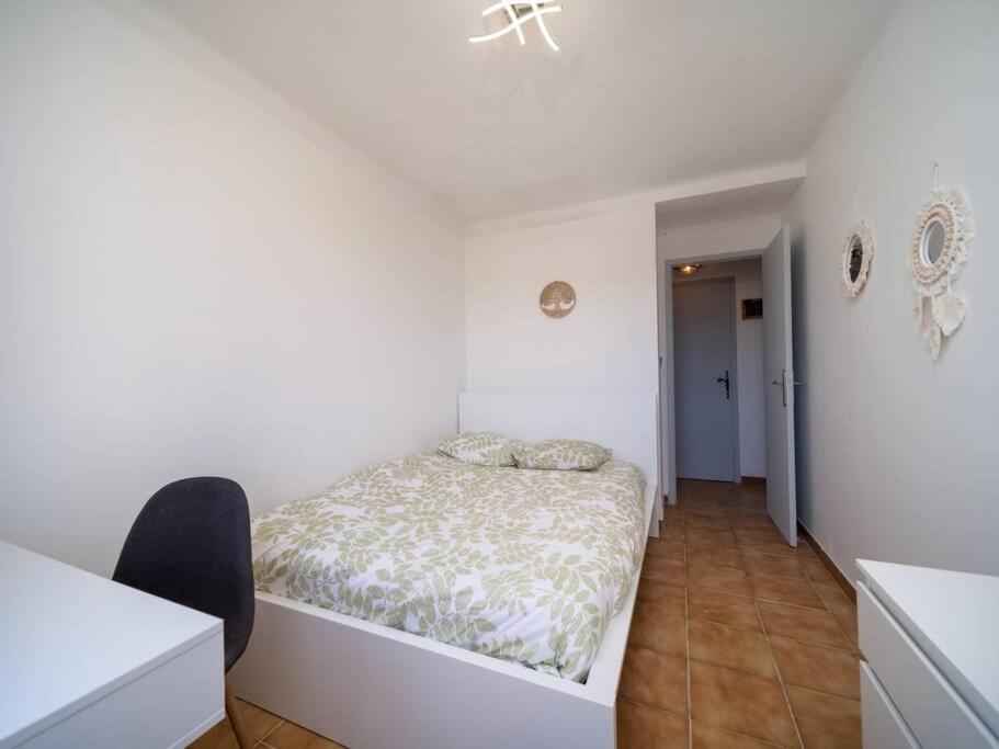 Appartement Tout Equipe Traversant 6 A 8 Couchages Marseille Exteriér fotografie