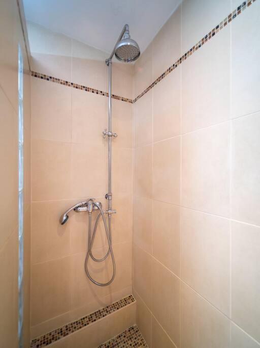 Appartement Tout Equipe Traversant 6 A 8 Couchages Marseille Exteriér fotografie